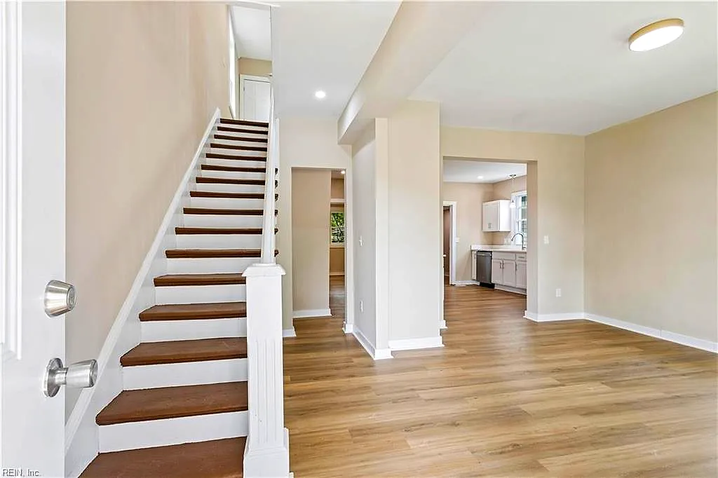 2511 Roanoke AVE, NEWPORTNEWS VA 23607 thumb 6