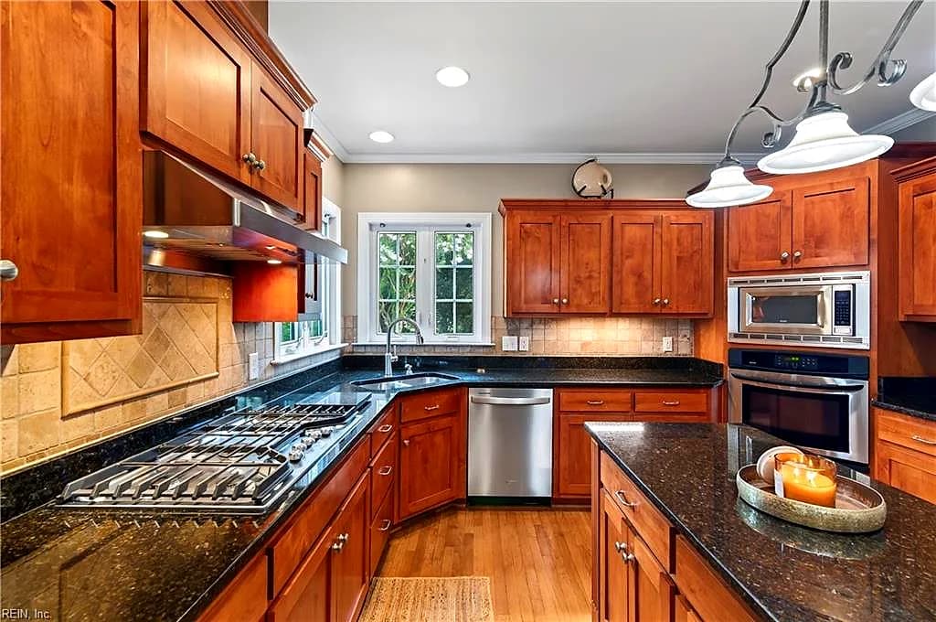 808 Water Fowl DR, YORKTOWN VA 23692 thumb 9
