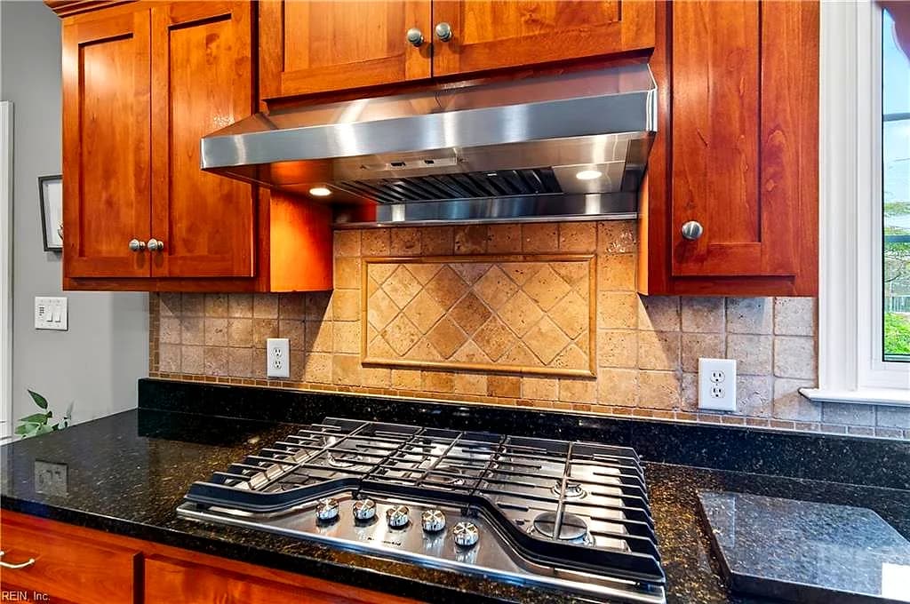 808 Water Fowl DR, YORKTOWN VA 23692 thumb 10
