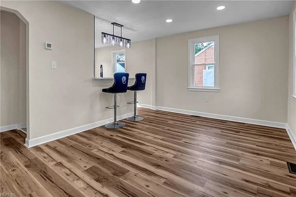 48 W Colin DR, PORTSMOUTH VA 23701 thumb 7