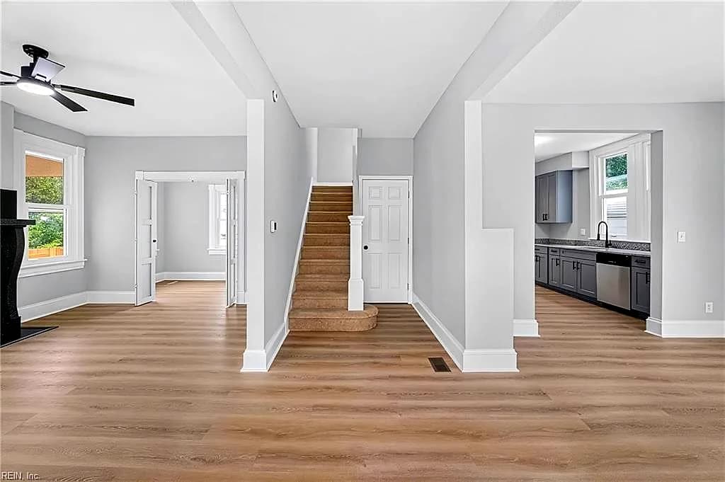 3601 Newport AVE, NORFOLK VA 23508 - Photo 3