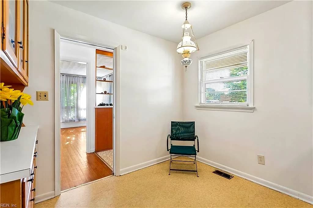 4 Mimosa CRES, HAMPTON VA 23661 thumb 11