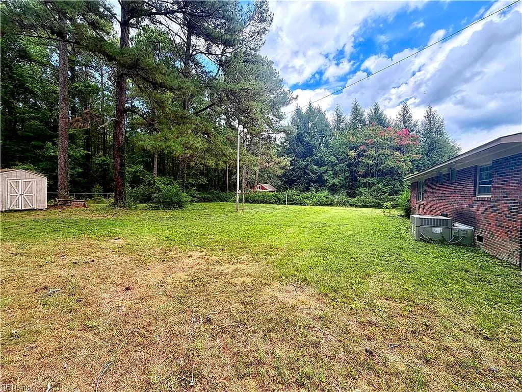 11964 Brittles Mill RD, WAKEFIELD VA 23888 thumb 11