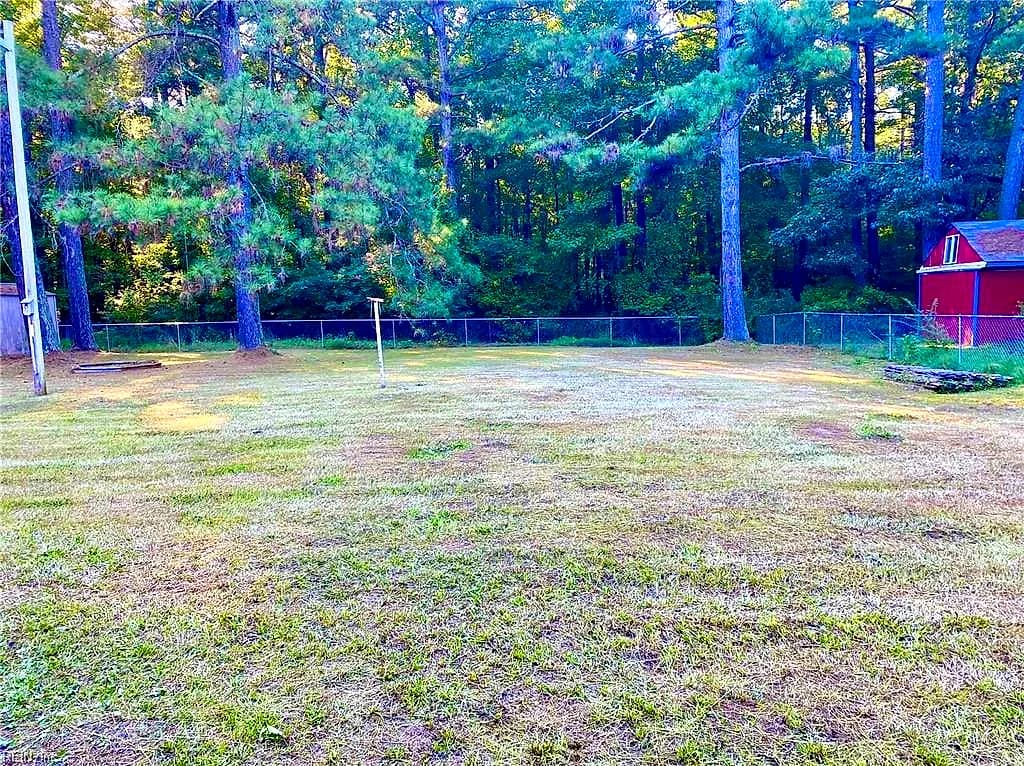 11964 Brittles Mill RD, WAKEFIELD VA 23888 thumb 9