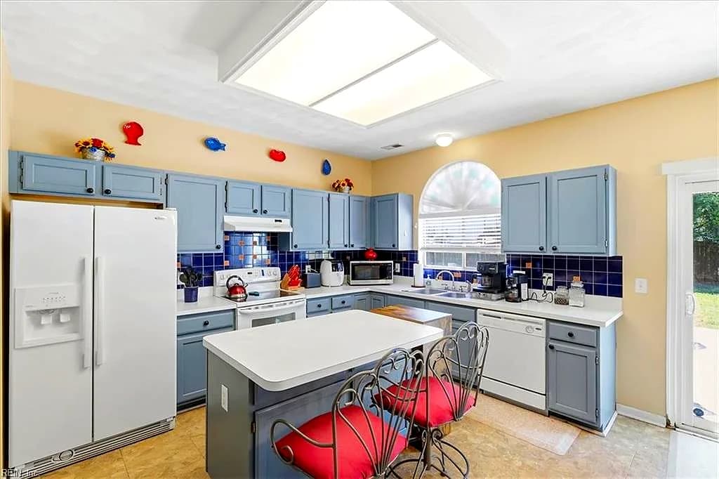 3025 Crossings DR, CHESAPEAKE VA 23321 thumb 6