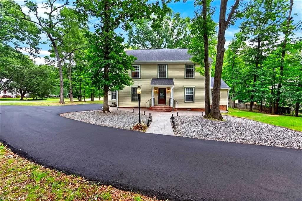 11414 Lindenshire LN, RICHMOND VA 23238 - Photo 3