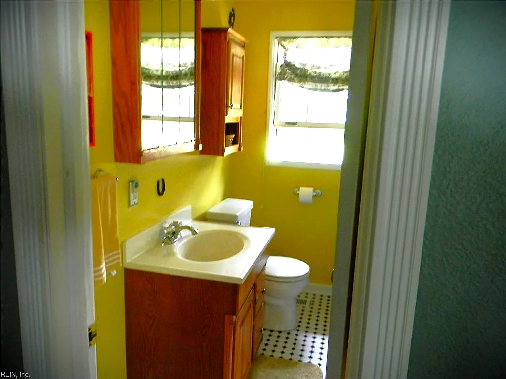 4417 Bowden AVE, VIRGINIABEACH VA 23455 thumb 11