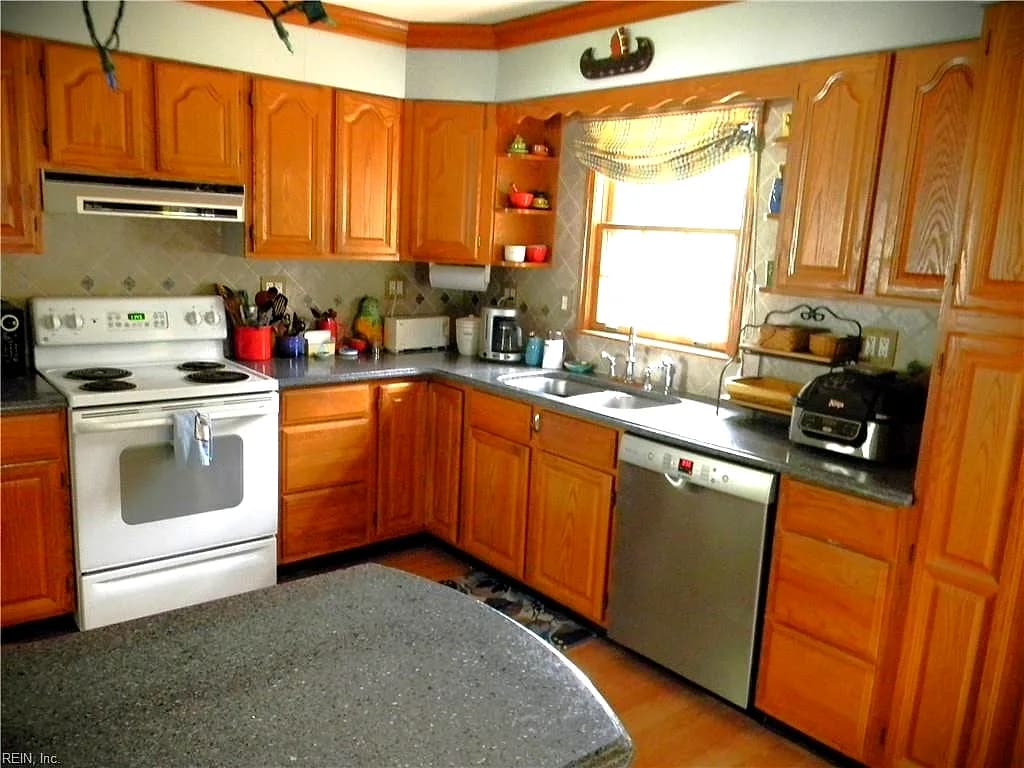 4417 Bowden AVE, VIRGINIABEACH VA 23455 thumb 9