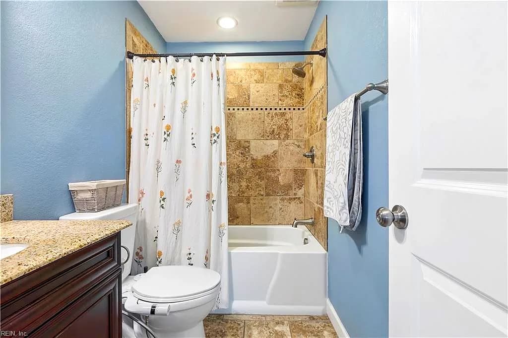 1553 Forest Cove DR, CHESAPEAKE VA 23323 thumb 12