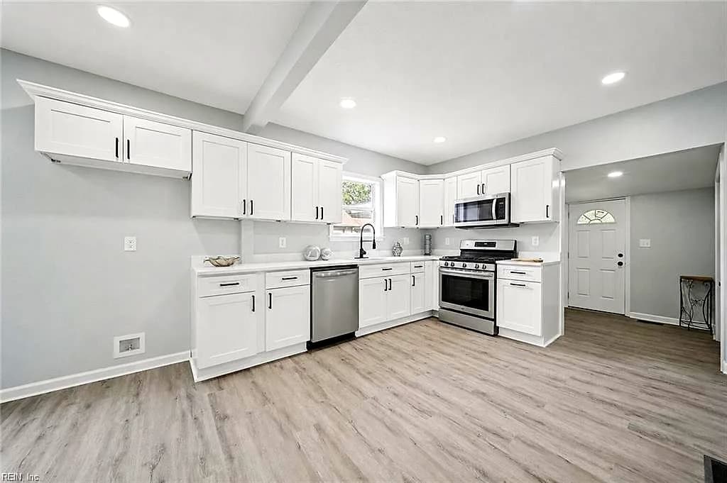 1907 Azalea AVE, PORTSMOUTH VA 23704 thumb 9