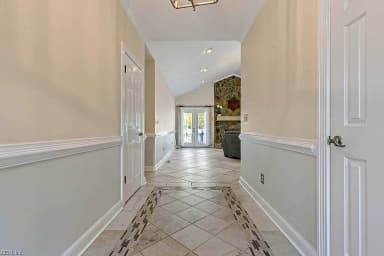 100 Crescent DR, FRANKLIN VA 23851 thumb 6