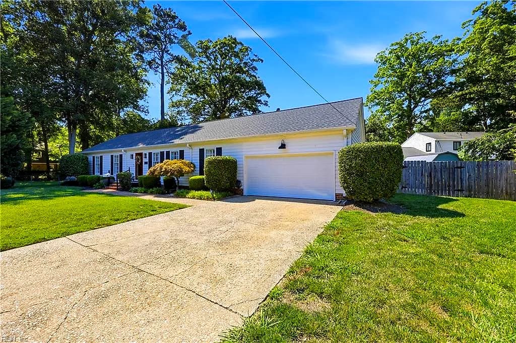 919 Weldun CT, NEWPORT NEWS VA 23608 - Photo 4