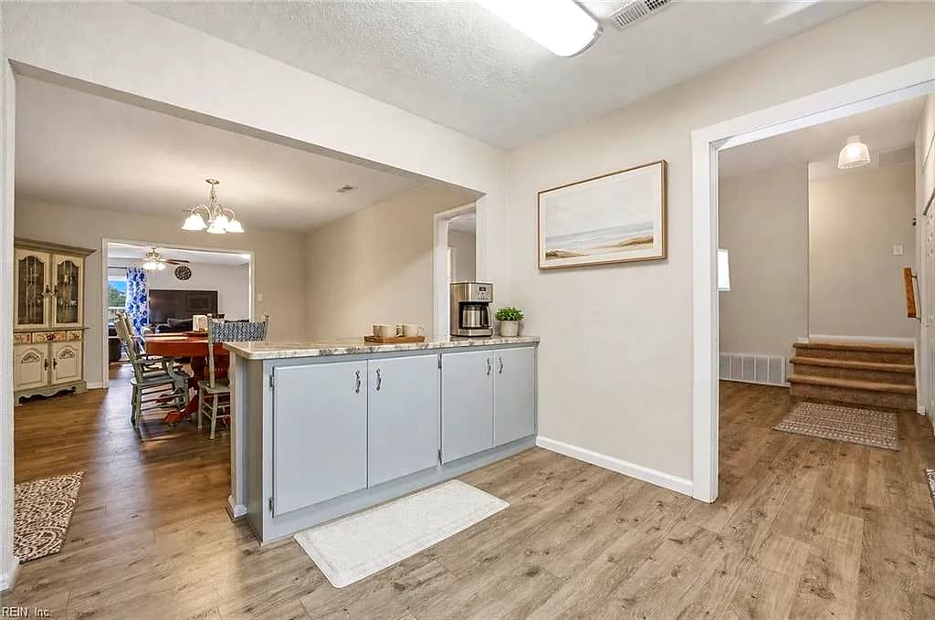 102 Diggs DR, HAMPTON VA 23666 thumb 11