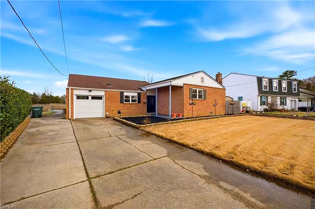 102 Diggs DR, HAMPTON VA 23666 - Photo 3