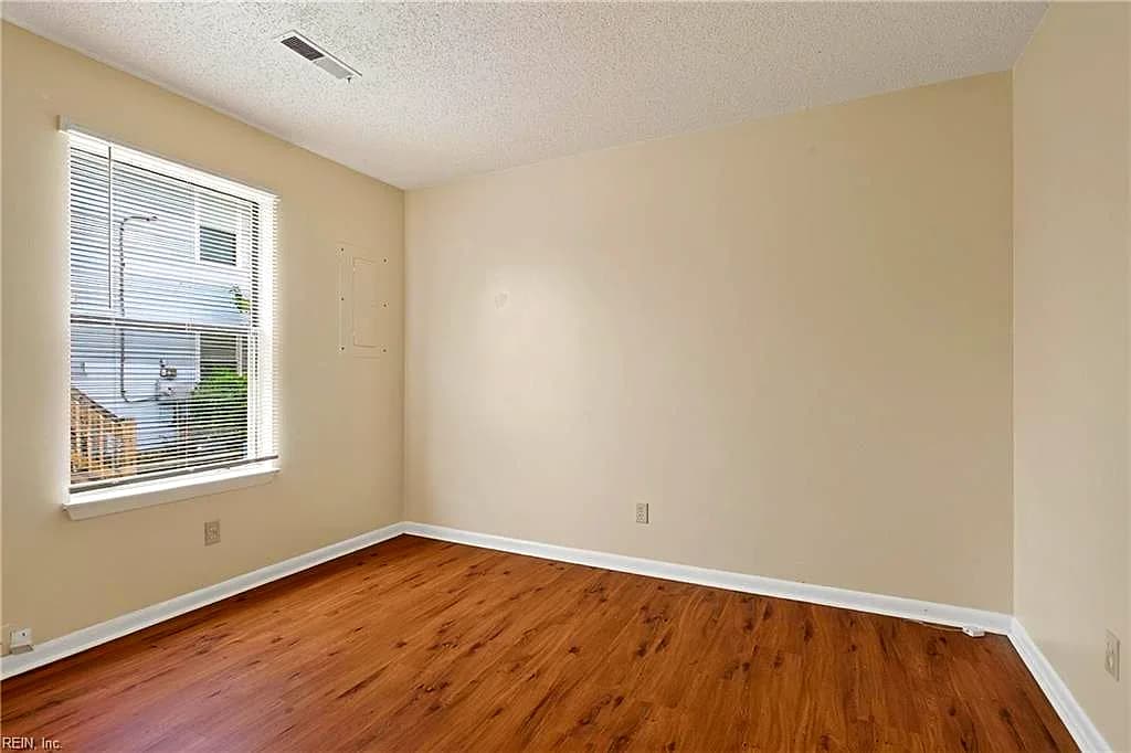 2344 Grandy AVE #B, NORFOLK VA 23509 thumb 10