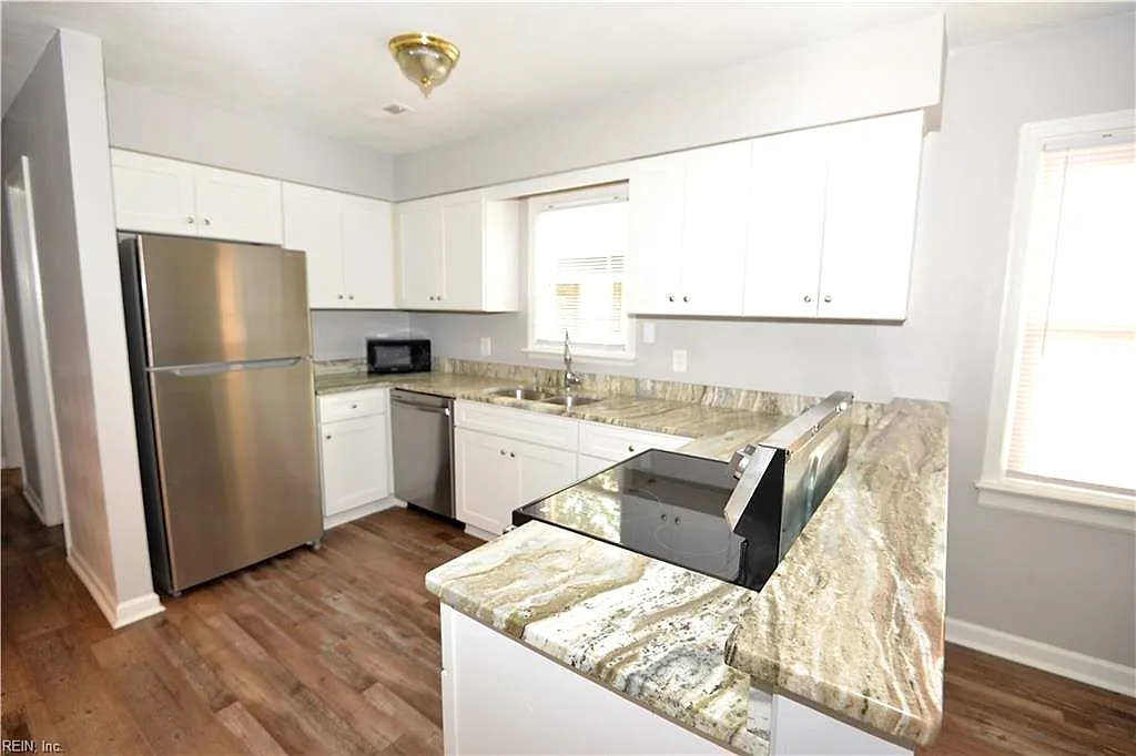 1227 W 41st ST, NORFOLK VA 23508 thumb 6