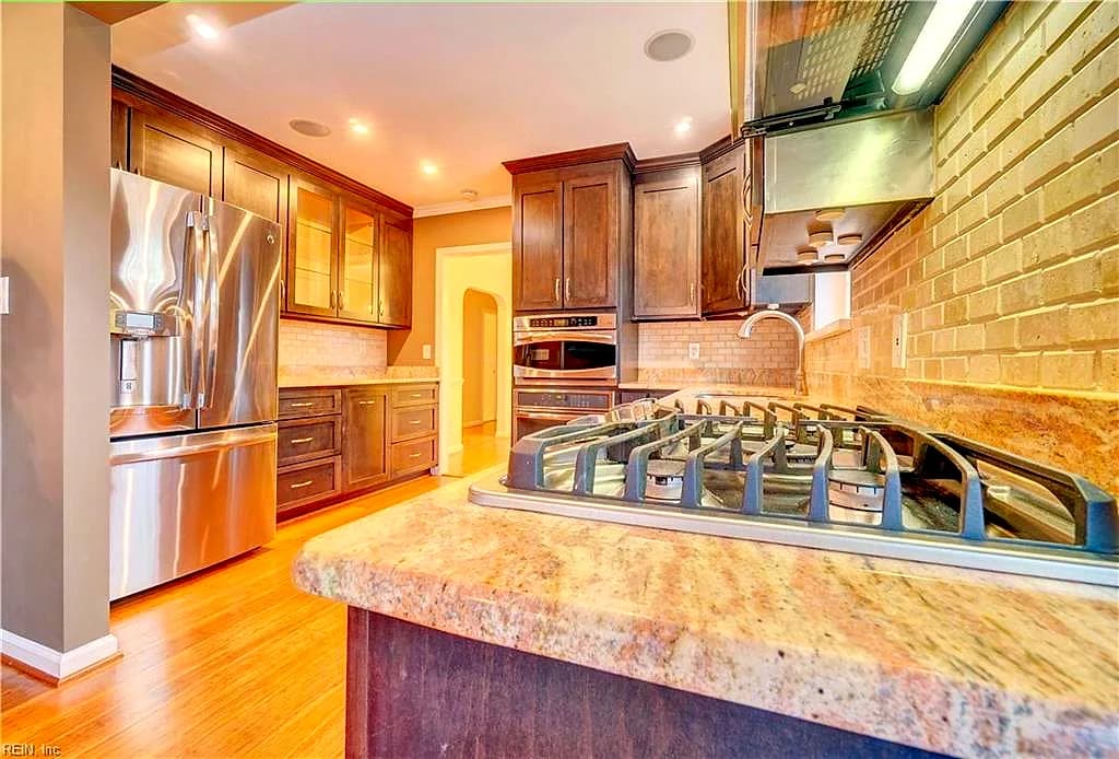 5428 Argall CRES, NORFOLK VA 23508 thumb 8