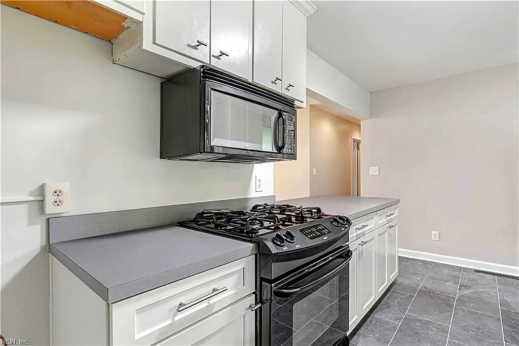 5 Draper LN, NEWPORT NEWS VA 23606 thumb 6