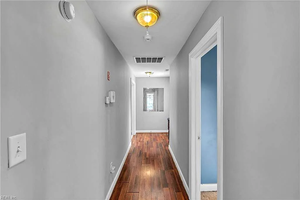 104 Oak ST, YORKTOWN VA 23693 thumb 6