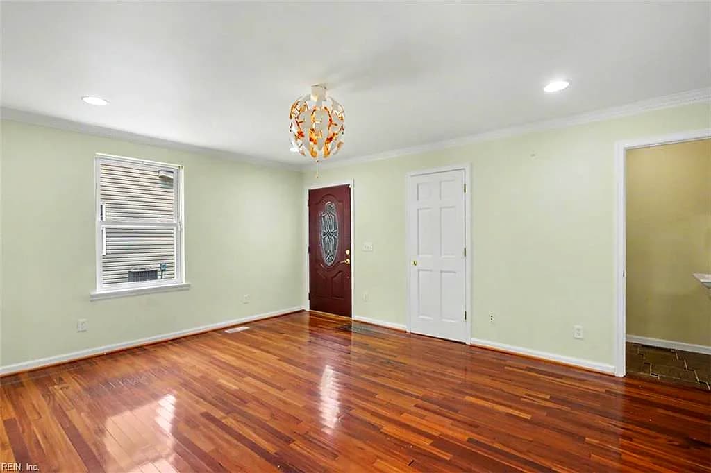 8059 W Glen RD, NORFOLK VA 23505 thumb 10