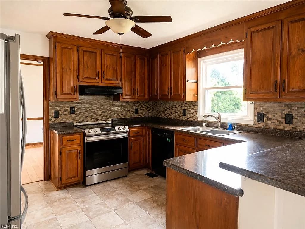 30 Windy Point DR, POQUOSON VA 23662 thumb 6