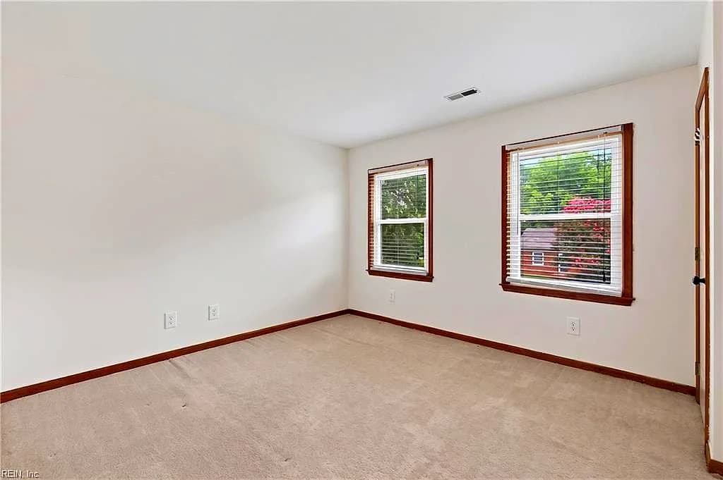 4 Cambridge PL, HAMPTON VA 23669 thumb 9