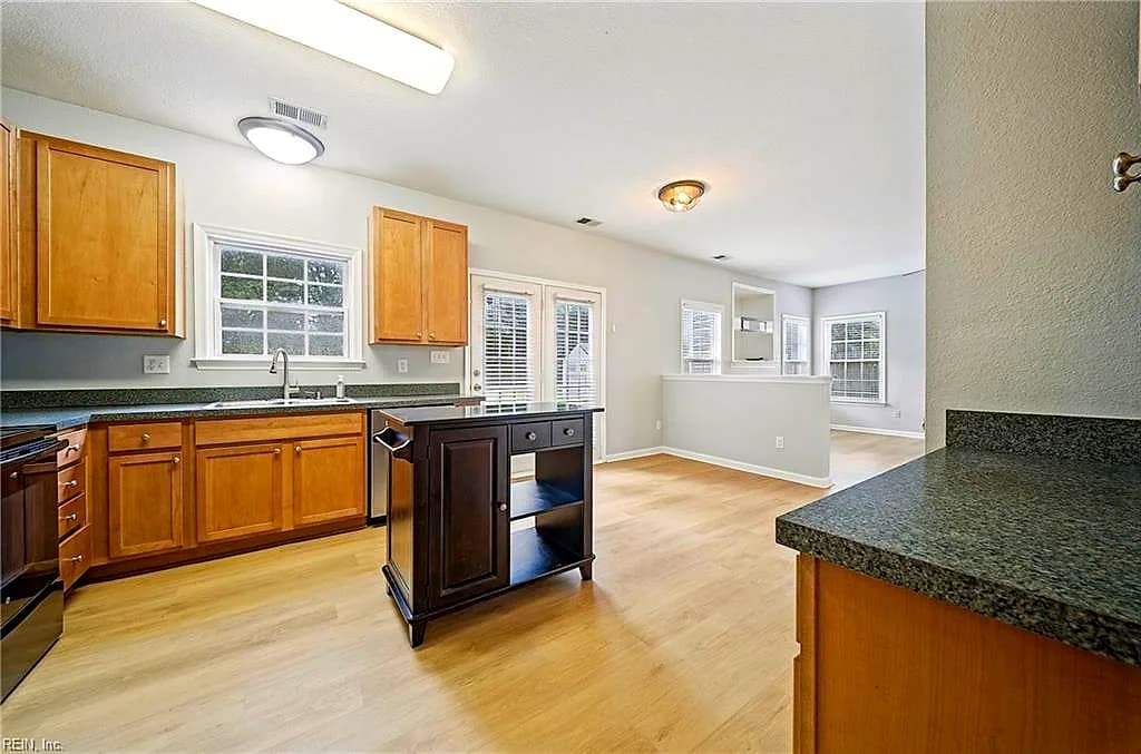 109 N Oceana BLVD, VIRGINIA BEACH VA 23454 thumb 12