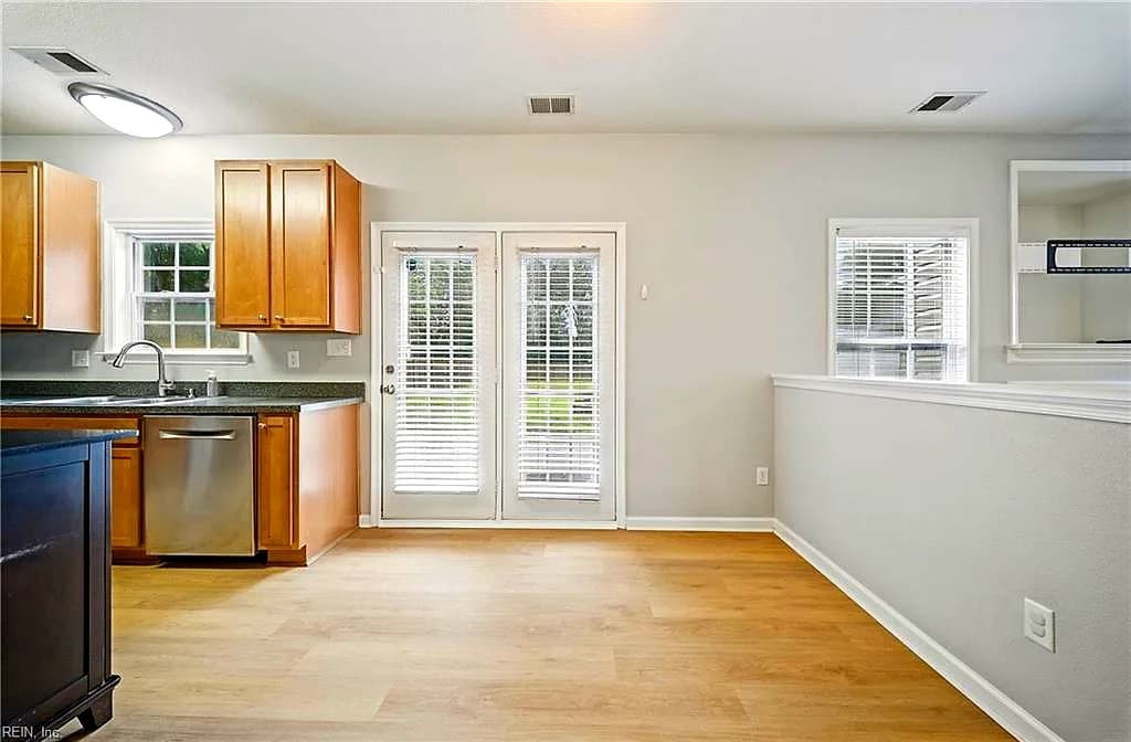 109 N Oceana BLVD, VIRGINIA BEACH VA 23454 thumb 10
