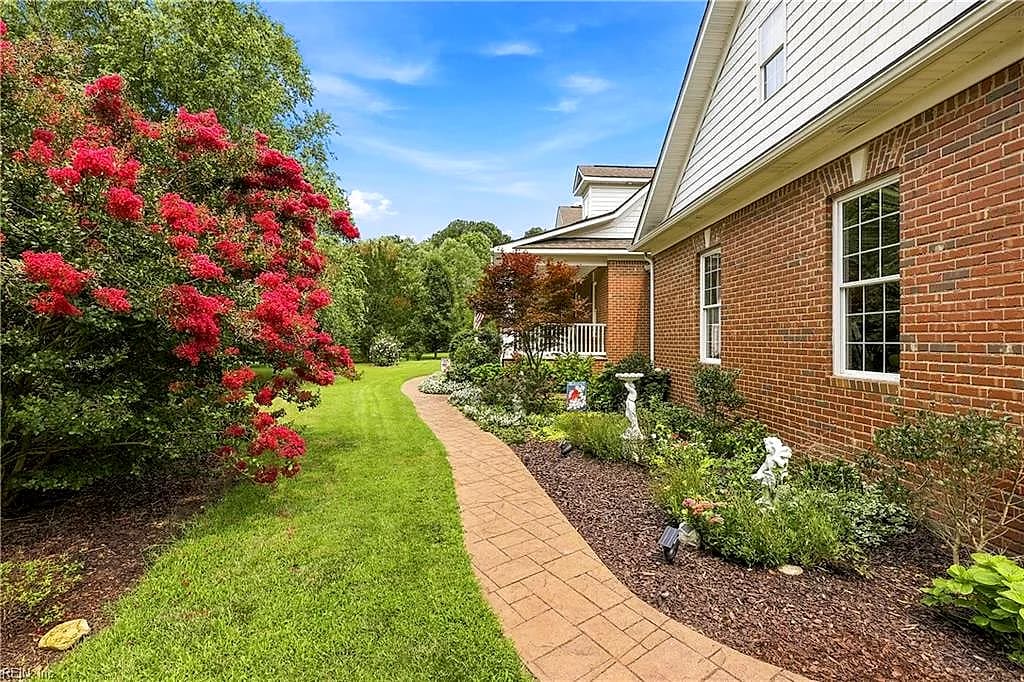 377 Homestead RD, CHESAPEAKE VA 23321 thumb 9