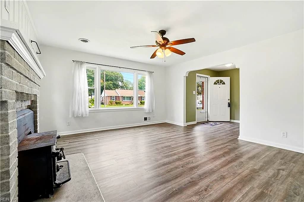 2209 Wildwood RD, CHESAPEAKE VA 23323 thumb 9
