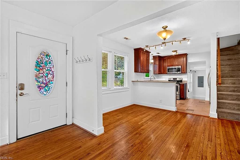 3820 Lenoir CIR, NORFOLK VA 23513 thumb 12