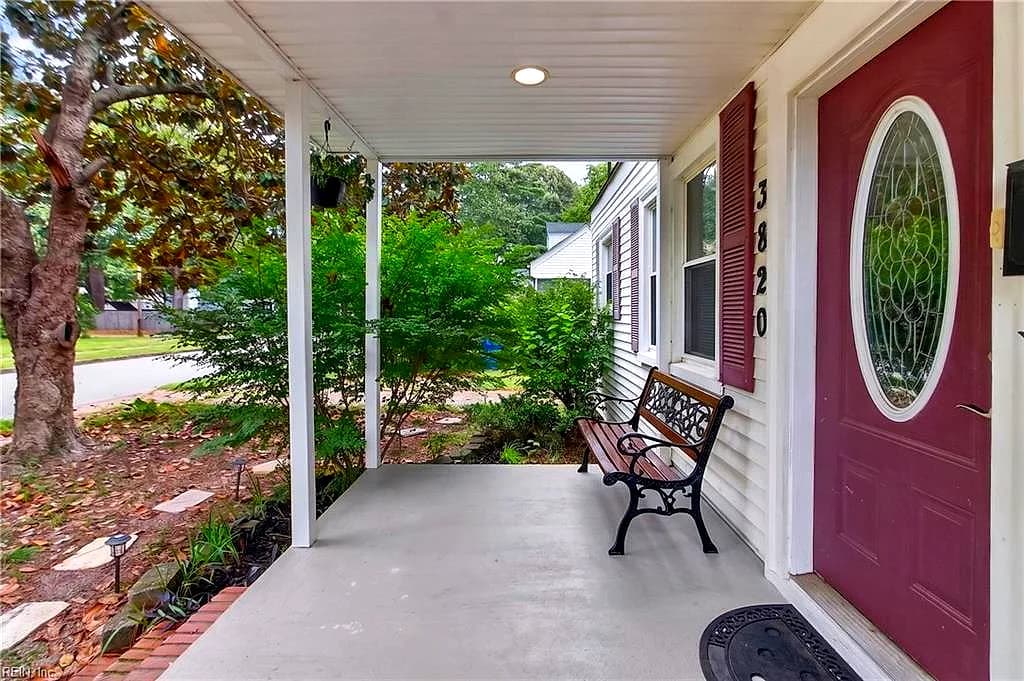 3820 Lenoir CIR, NORFOLK VA 23513 thumb 6