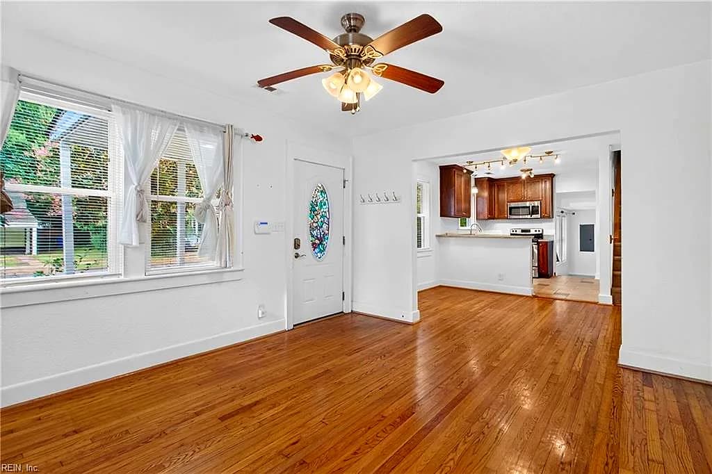 3820 Lenoir CIR, NORFOLK VA 23513 thumb 10
