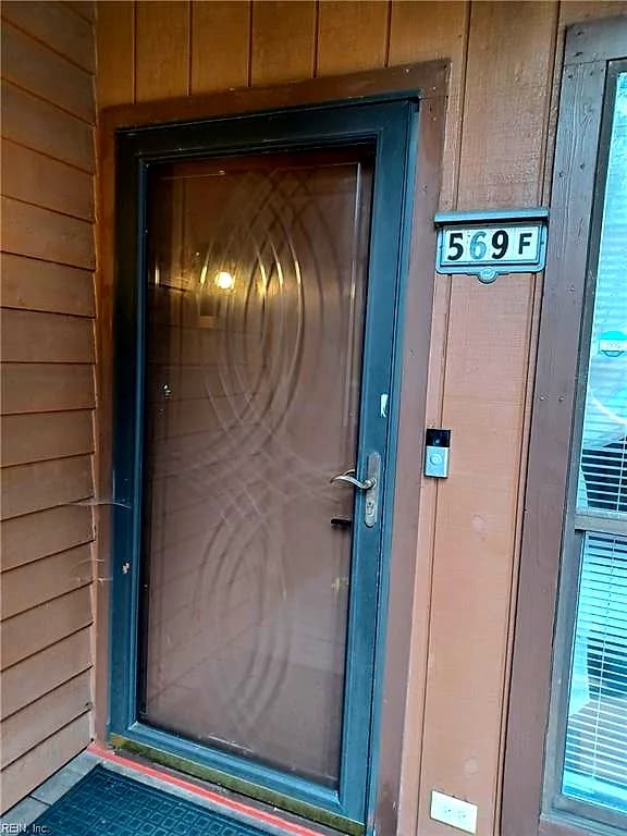 569 Ayrshire WAY #F, NEWPORTNEWS VA 23602 - Photo 2