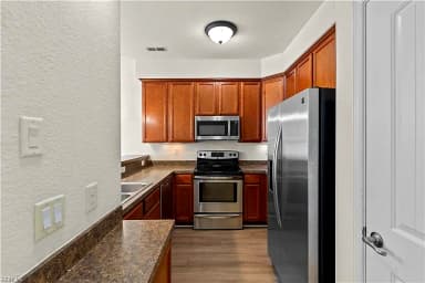 909 Deep Creek RN, CHESAPEAKE VA 23323 thumb 3