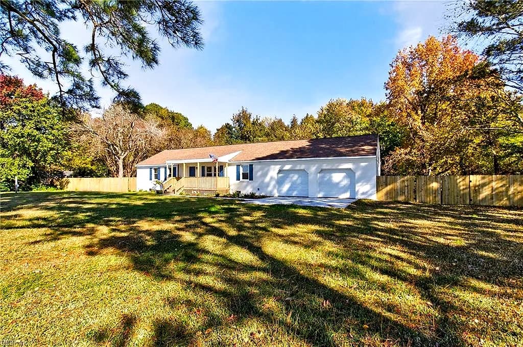 913 Long Ridge RD, CHESAPEAKE VA 23322 - Photo 3