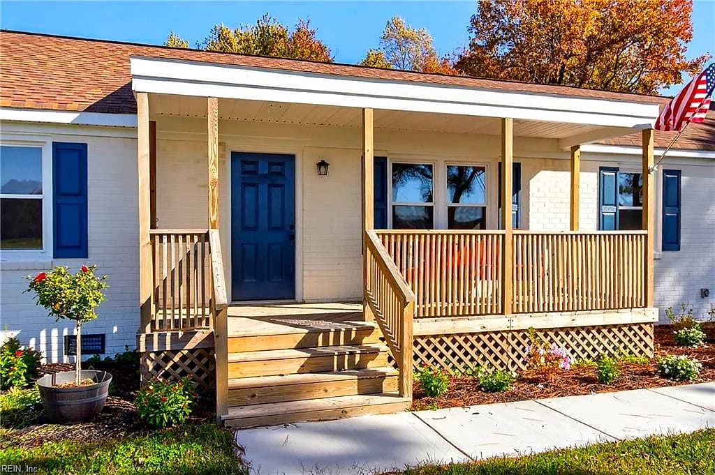 913 Long Ridge RD, CHESAPEAKE VA 23322 - Photo 4