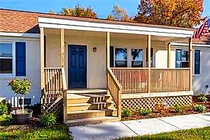 913 Long Ridge RD, CHESAPEAKE VA 23322 thumb 4