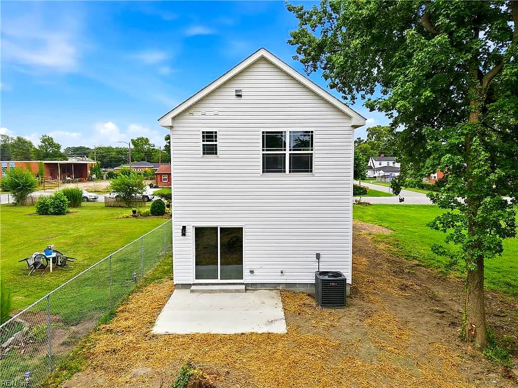 2303 Laguard DR, HAMPTON VA 23661 thumb 12