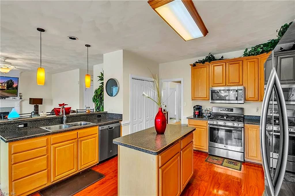 1311 Piedmont ARCH, CHESAPEAKE VA 23320 thumb 8