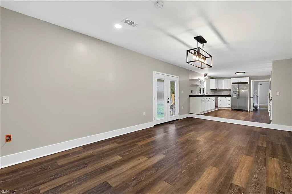 7018 Hunters CT, NORFOLK VA 23518 thumb 12
