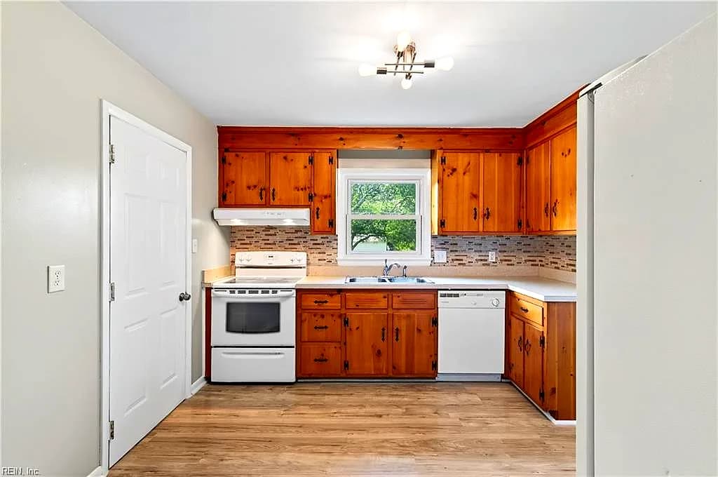 149 Glenwood RD, HAMPTON VA 23669 thumb 11