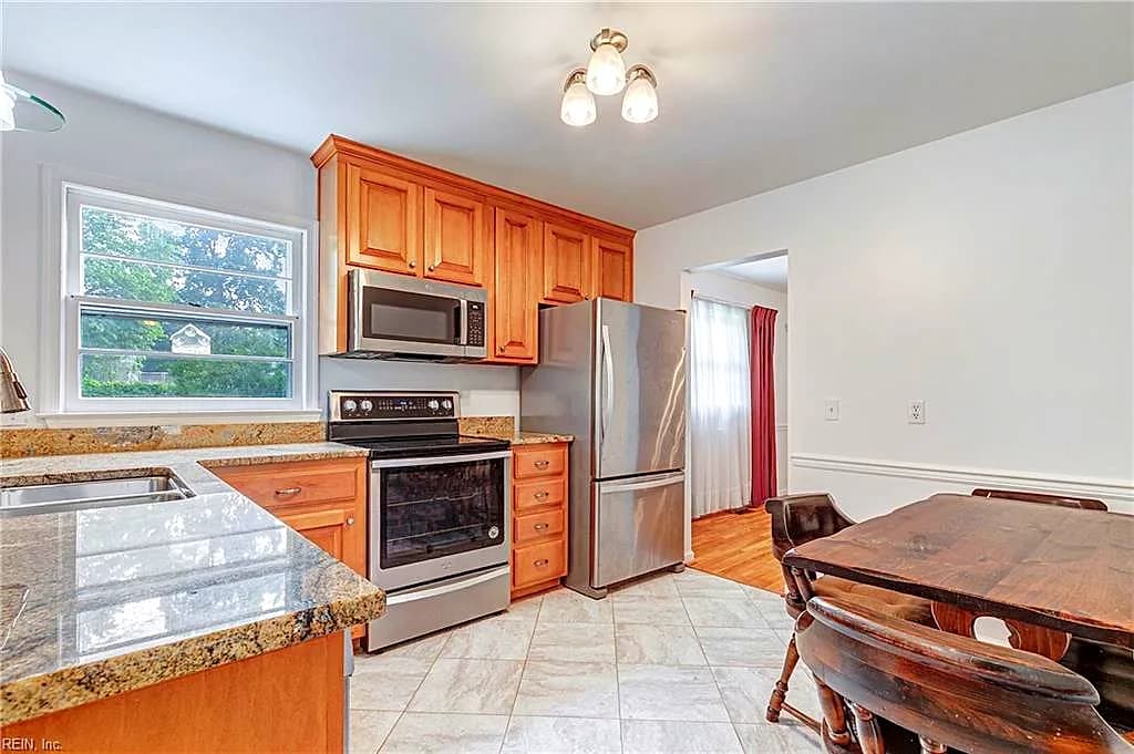 142 Linbrook Dr DR, NEWPORT NEWS VA 23602 thumb 12