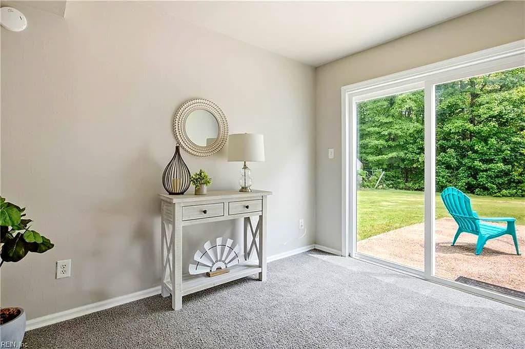 213 Ward DR, HAMPTON VA 23669 - Photo 5