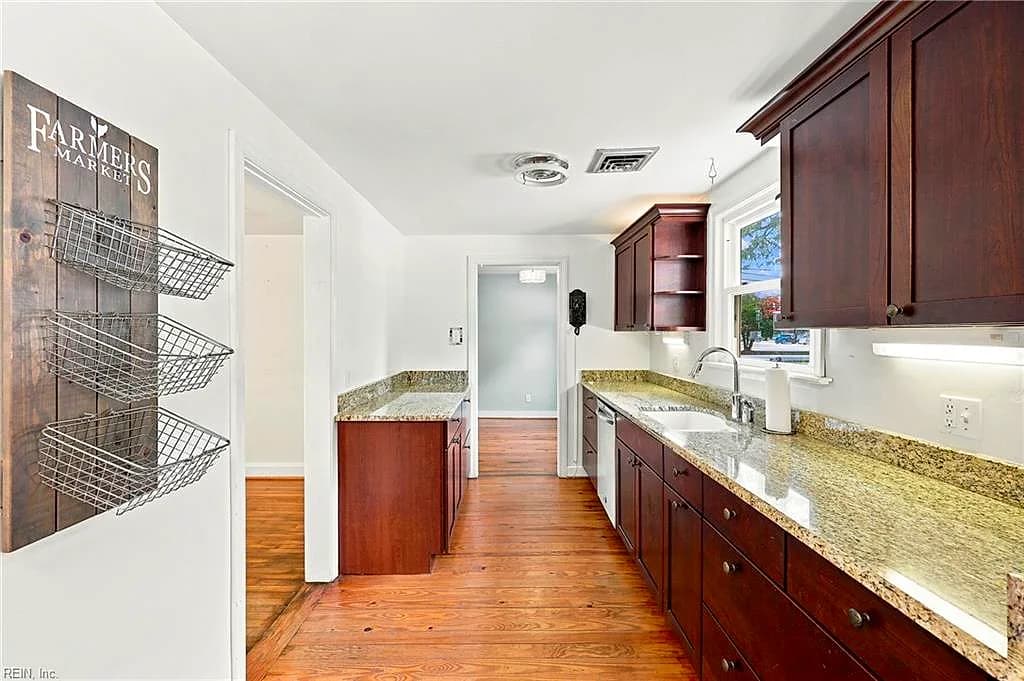 5806 W Norfolk RD, PORTSMOUTH VA 23703 thumb 11