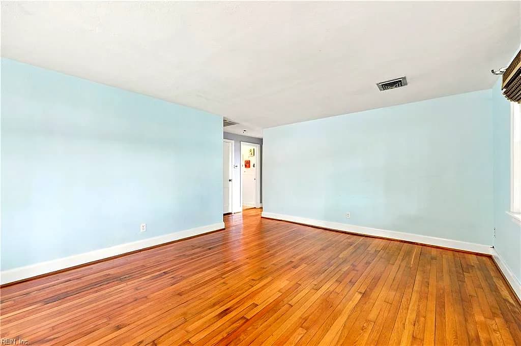 5806 W Norfolk RD, PORTSMOUTH VA 23703 thumb 9