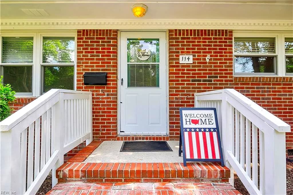 114 Thomas Nelson LN, WILLIAMSBURG VA 23188 - Photo 5