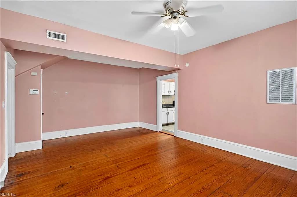 325 50th ST, NEWPORTNEWS VA 23607 thumb 9