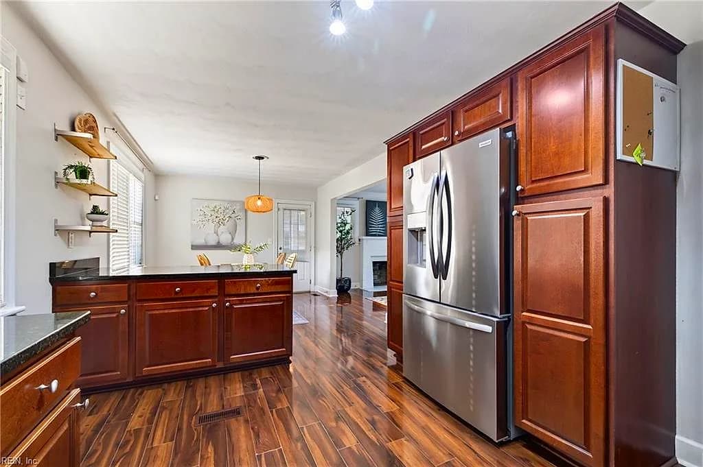 6368 Glenoak DR, NORFOLK VA 23513 thumb 11