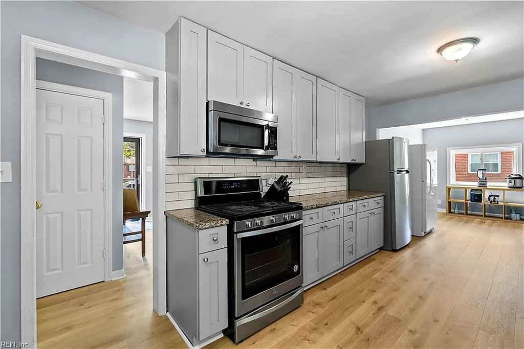 48 Cornwall TER, HAMPTON VA 23666 thumb 6